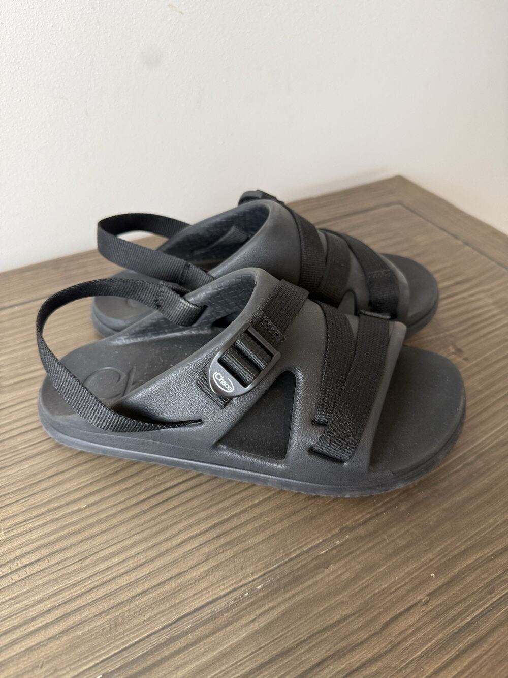 Chaco Chillos Sport Sandals Juniors Slides Youth Boys Girls Hiking Black Kids 3